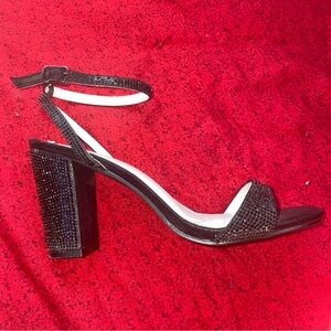 Elegant Black Block Heel Sandals‎